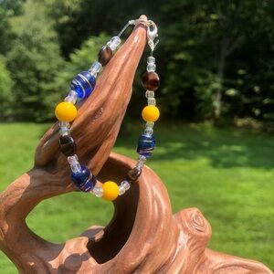 Handmade Yellow and Blue Bead Bracelet With A Clasp💛